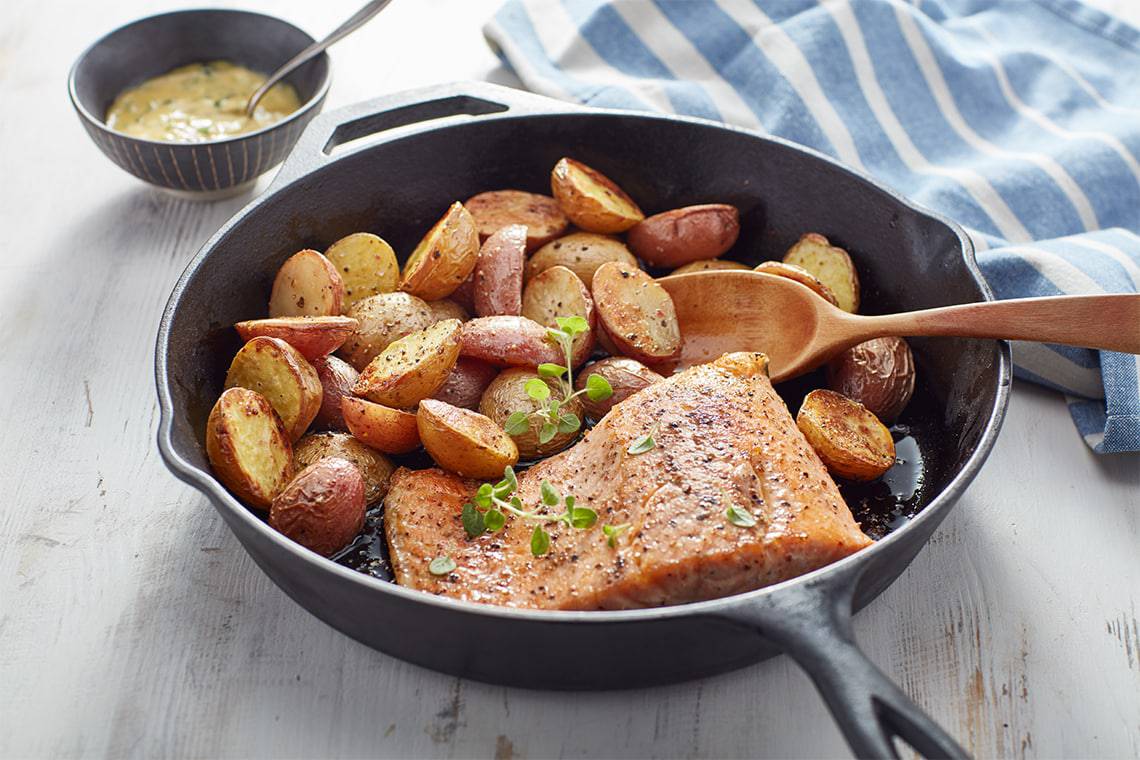 Recipe for Cast-Iron Spring Salmon & Potato Supper made with small potatoes