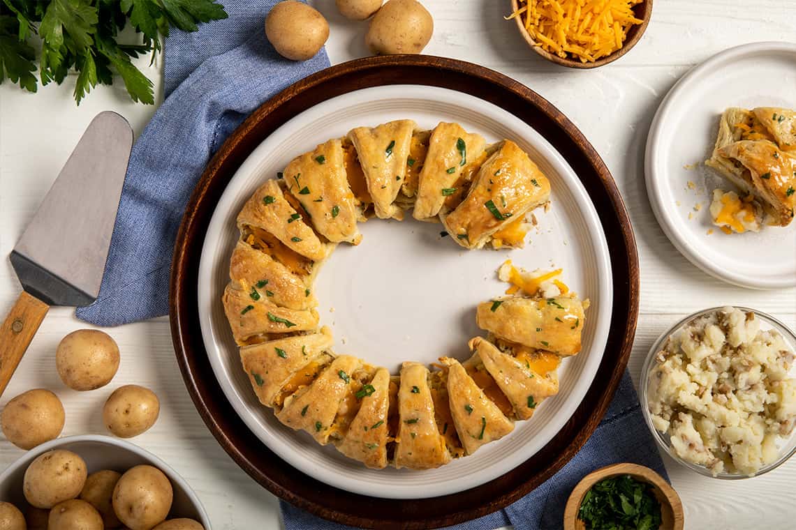 Cheesy Potato & Herb Pull-Apart Bread