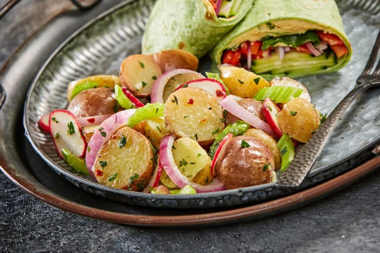 Ensalada de patata vegana