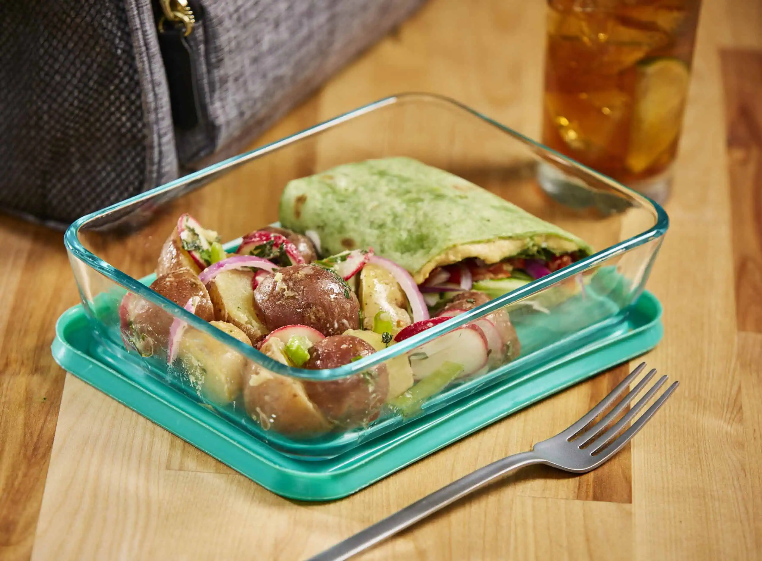 Leftover potatoes and wrap in a glass container for lunch